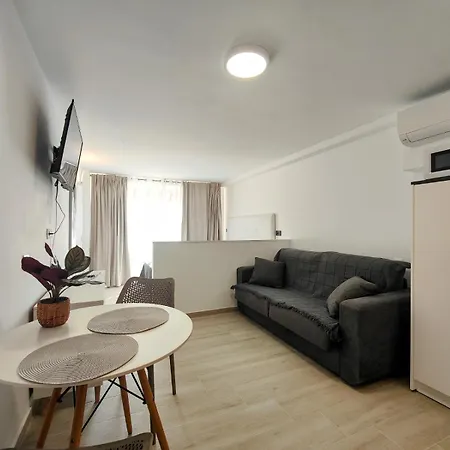 Estudio Debora Apartment *